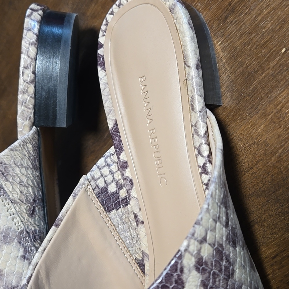 Snakeskin Pattern Mules - Picture 5 of 6